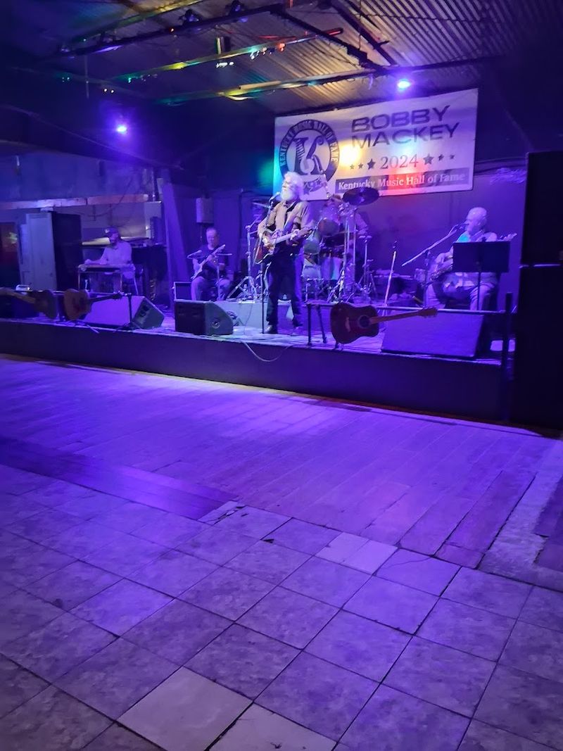 Live Music Nights That Kept The Tradition Alive
