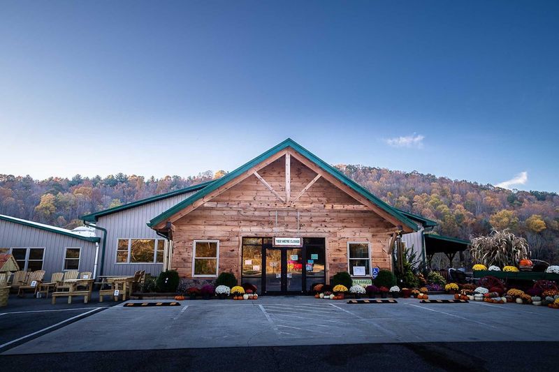 Walker Valley Market