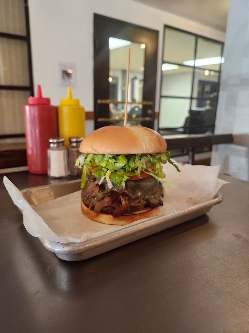 10 Idaho Restaurants That Skip The Tourist Crowds And Win Over Locals - Decor Hint The Nook, Pocatello