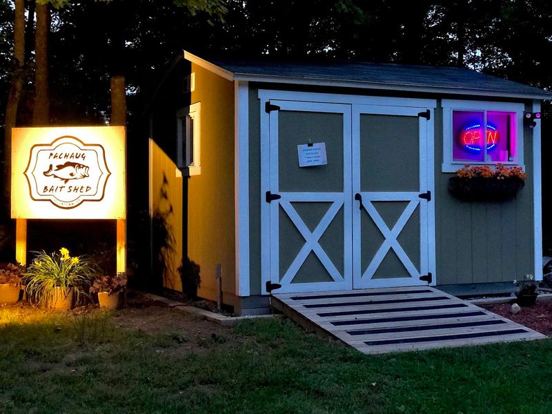 Pachaug Bait Shed, Voluntown 