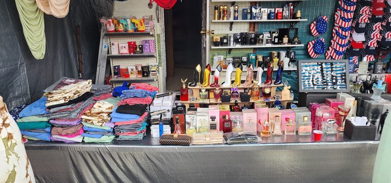 This Washington Flea Market Will Make You Never Want To Go Home - Decor Hint Finding Vintage And Antique Treasures