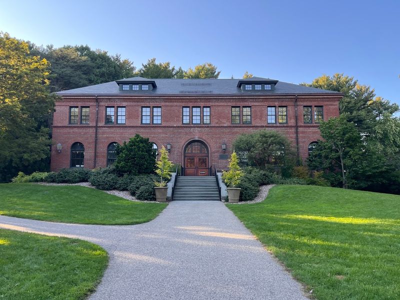 9 Incredible Massachusetts Day Trips That Are Easy On Your Wallet - Decor Hint Arnold Arboretum, Boston