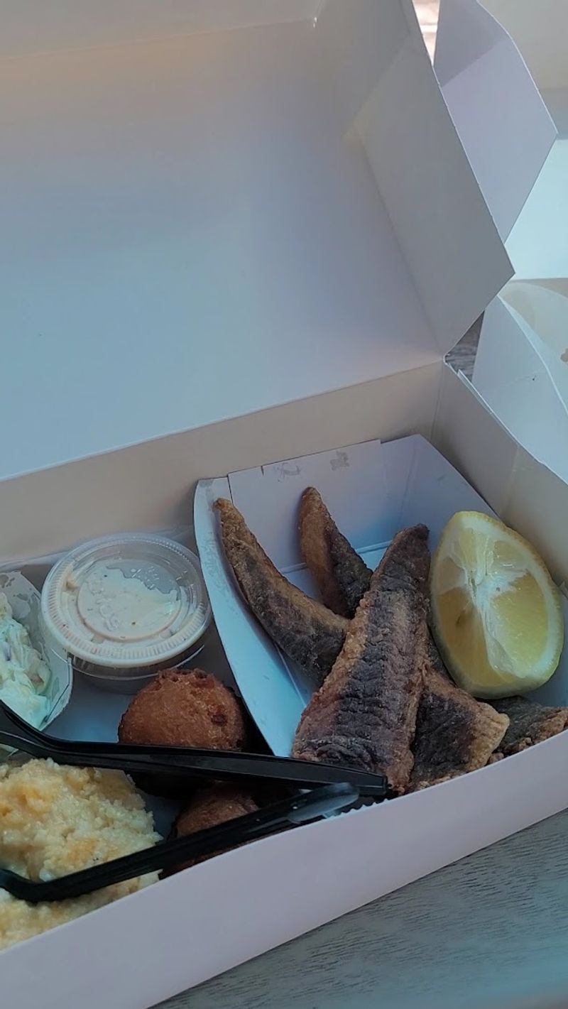 This Stunning Florida Seafood Market Is Worth The Drive In 2026 - Decor Hint Hush Puppies And Sides That Steal The Show