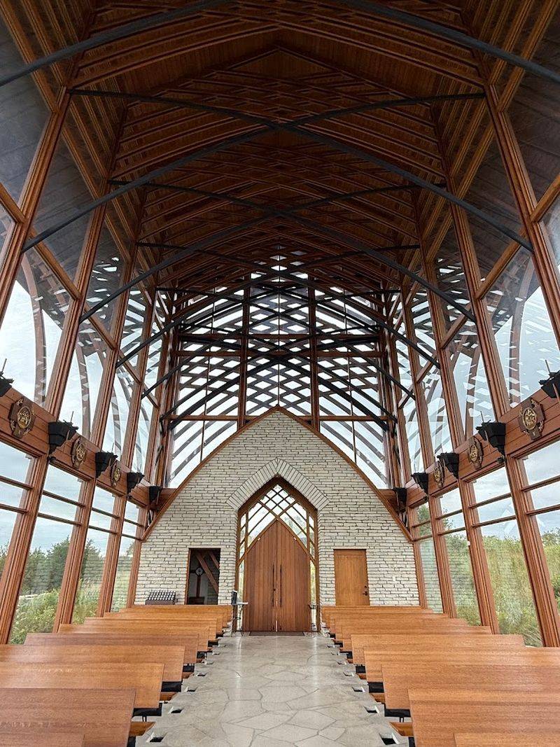 Western Red Cedar Frames Every View