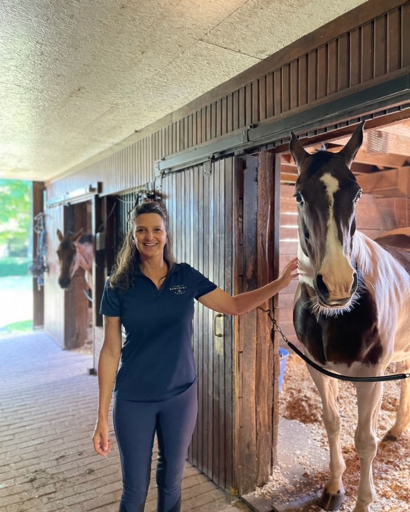 You Can Sleep Inside A Real Castle In Kentucky, And It Feels Like A Fairytale Come True - Decor Hint Horse Country History Surrounds You On Every Side