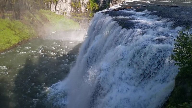 This Idaho Scenic Byway Leads To A Waterfall That Looks Especially Impressive In Summer - Decor Hint Lower Mesa Falls Adds A Second Waterfall Stop