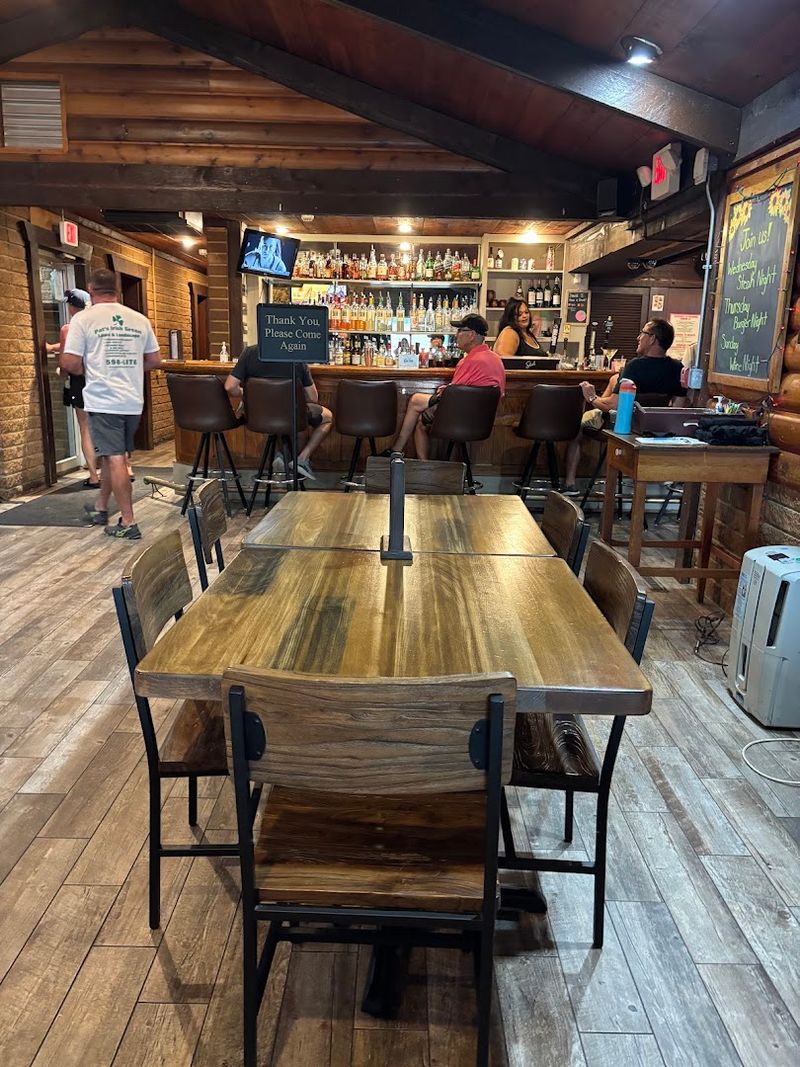 11 Low-Profile Eastern Nebraska Restaurants You'll Be Glad You Found - Decor Hint The Woodcliff Restaurant, Fremont