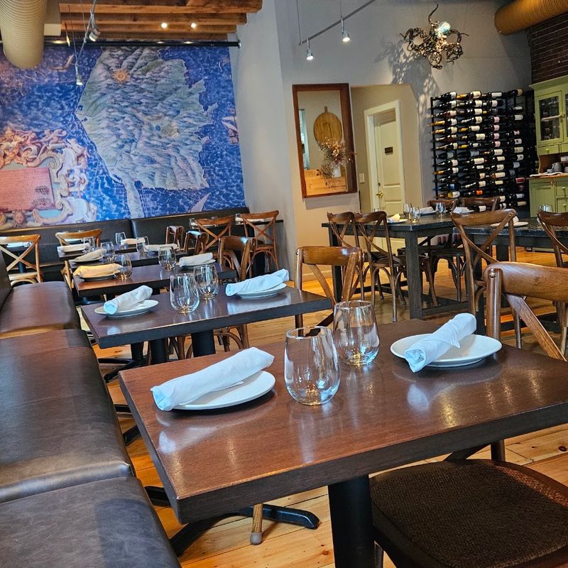 This Maine Italian Restaurant Serves Handmade Pasta So Authentic, You'll Think You're In Rome - Decor Hint A Room That Feels Like Something