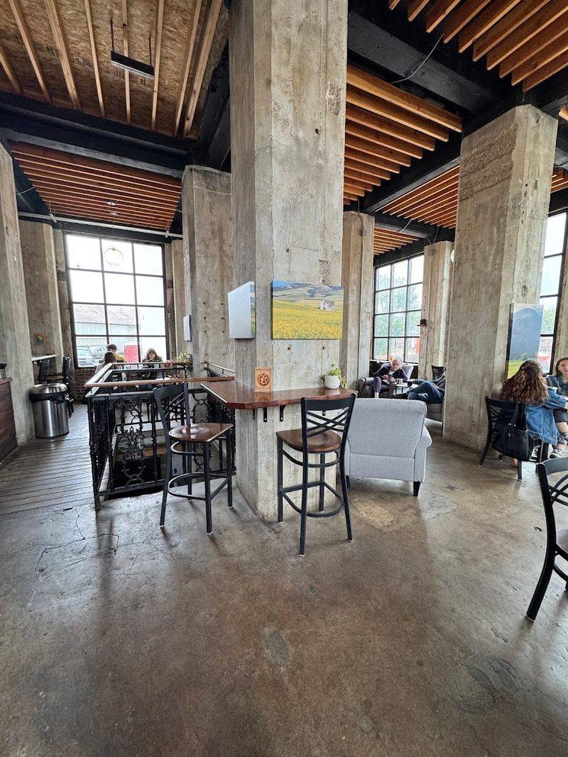 10 Idaho Restaurants Locals Don't Want Tourists To Discover - Decor Hint Silos & Social, Moscow