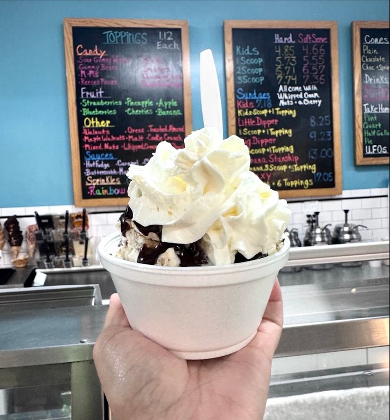 Custom Ice Cream Cakes Worth Ordering Ahead