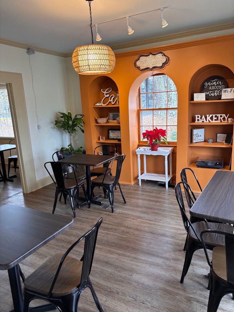 9 Georgia Family-Owned Meat Markets And Local Bakeries Worth Every Stop - Decor Hint Tios Bakery, Winder