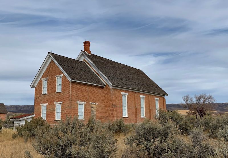 This Abandoned Idaho Pioneer Town Is Free To Explore, And Most People Have Never Heard Of It - Decor Hint You Notice The Restored Homes Before The Silence Sinks In