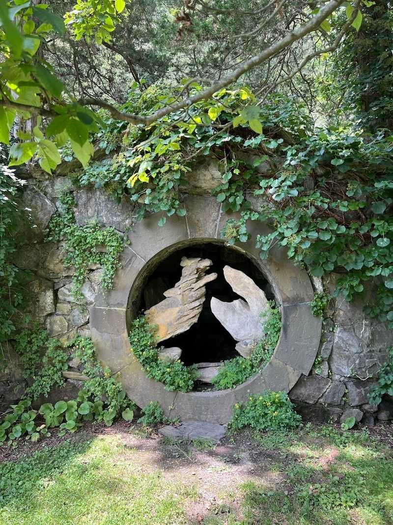 One Of New York's Most Stunning Botanical Gardens, And Barely Anyone Knows It's There - Decor Hint The Cup Garden Concept You Have Never Heard Of