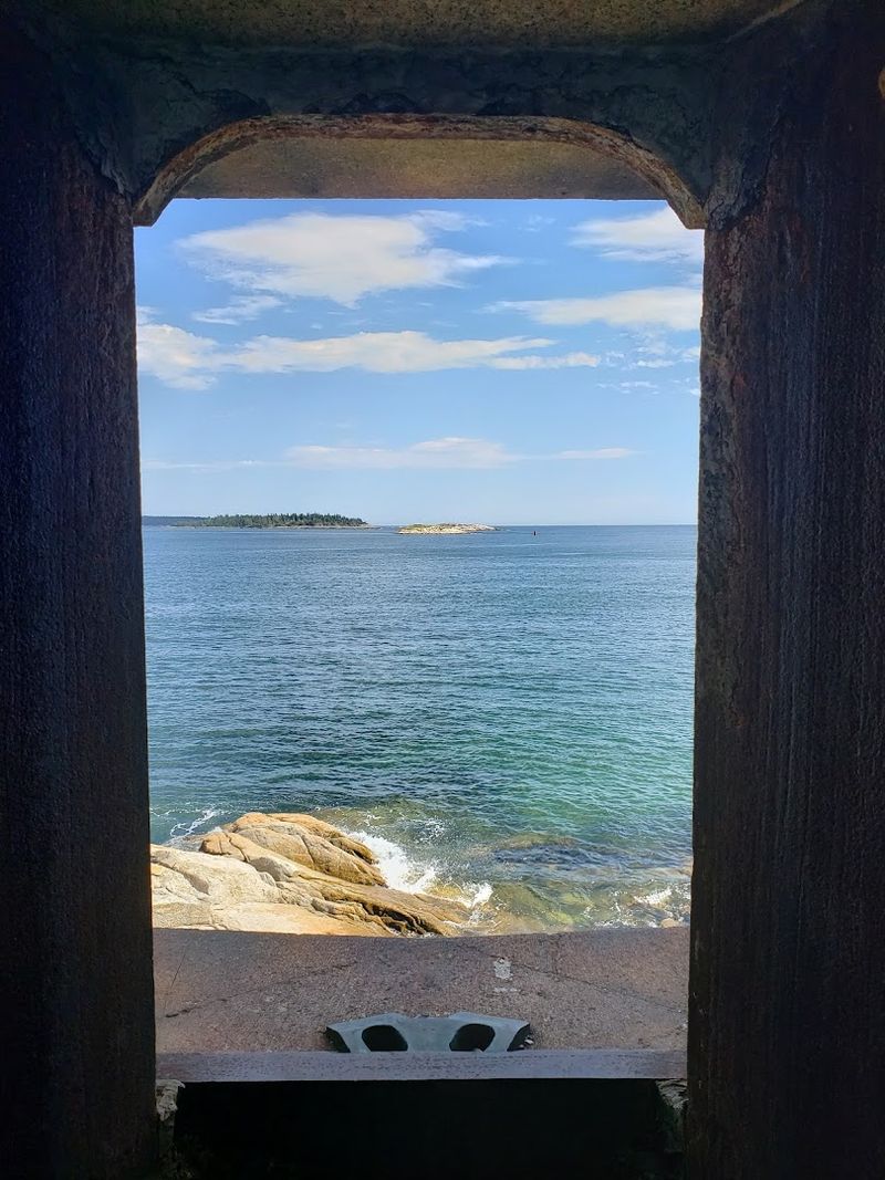 This Overlooked Maine Landmark Feels Like Stepping Back In Time - Decor Hint Photography Opportunities Around Every Corner