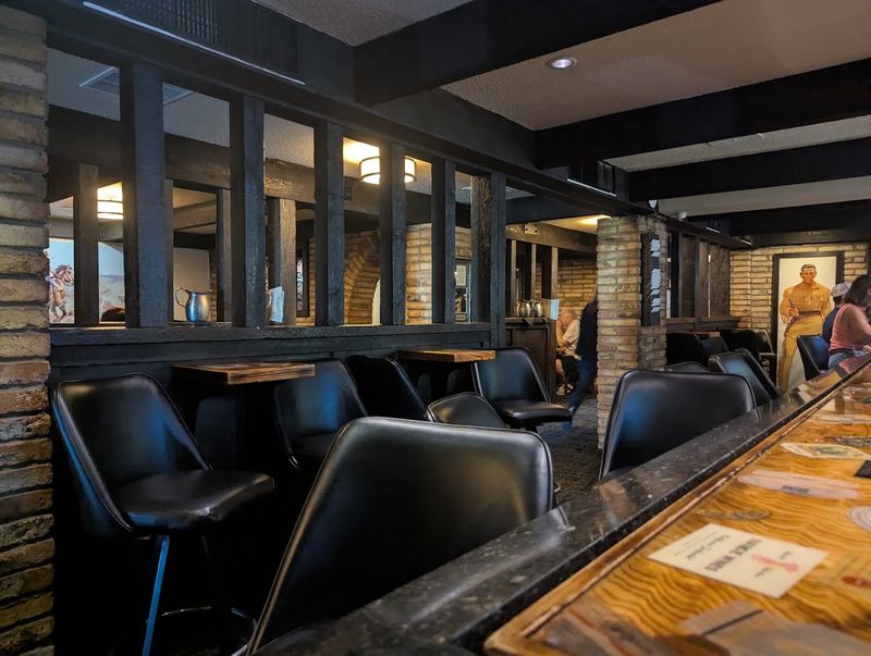 Lunch Offers A Quieter Way To Experience It