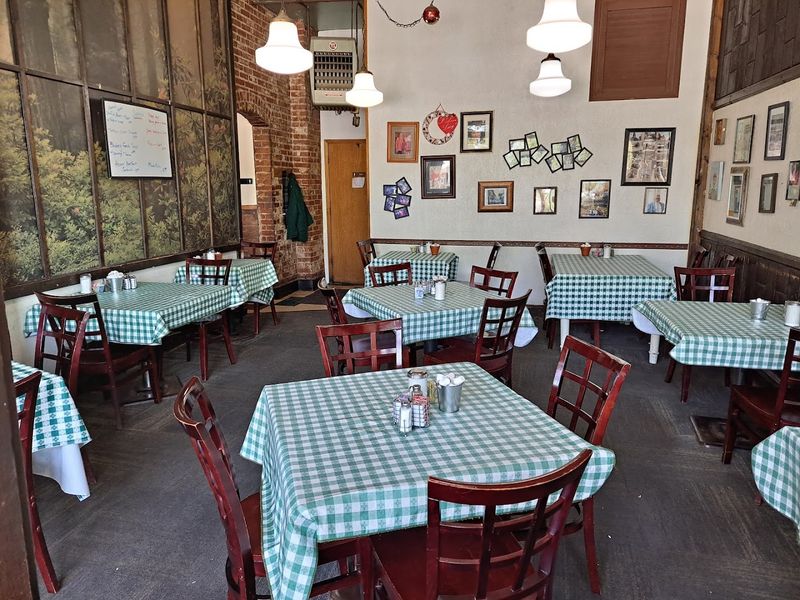 Lisa's Radial Cafe, Omaha