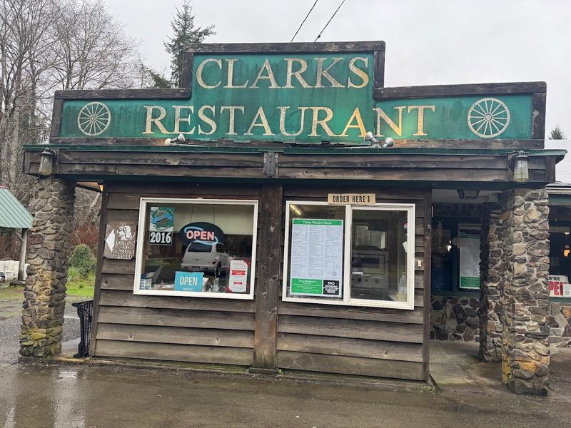 Clarks Restaurant, Cosmopolis