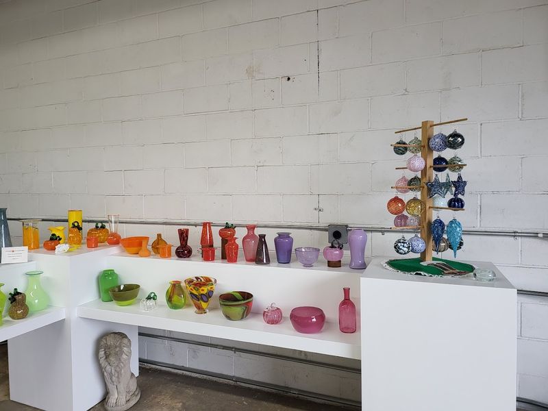 This Connecticut Glassblowing Studio Lets You Create Something Stunning And Take It Home - Decor Hint The Finished Piece Feels Truly Personal