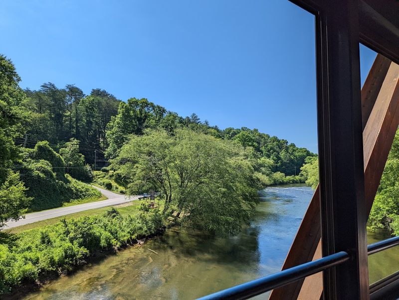 A 26-Mile Round Trip That Feels Like A Different World