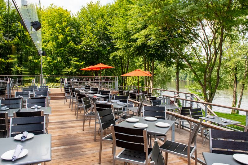 River: A Waterfront Restaurant And Bar, Wethersfield