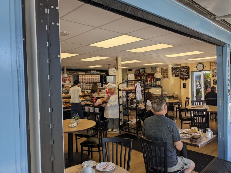 Olsen's Danish Village Bakery, Solvang