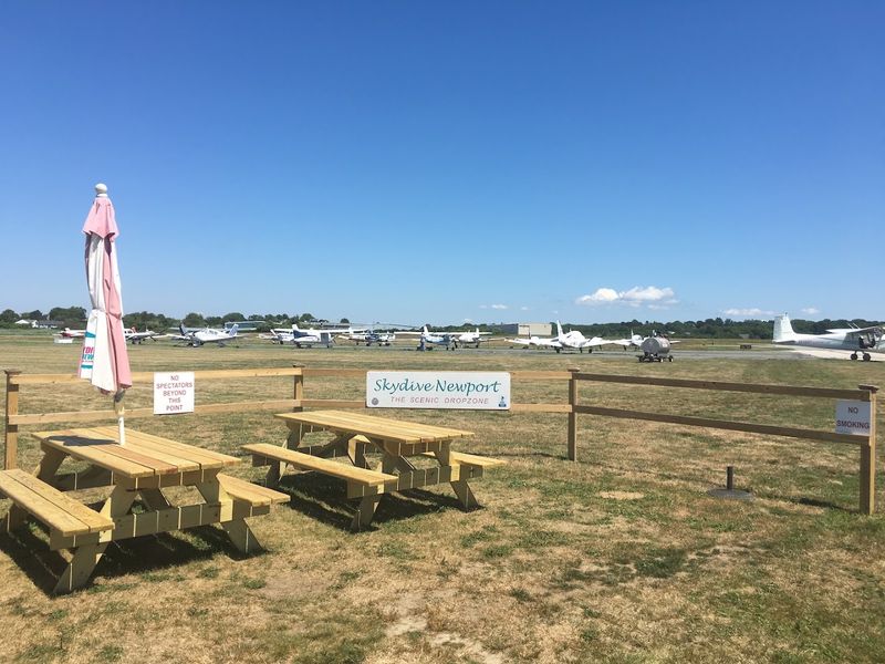 These 10 Rhode Island Adventures Are Perfect For Thrill Seekers - Decor Hint Skydive Newport, Middletown