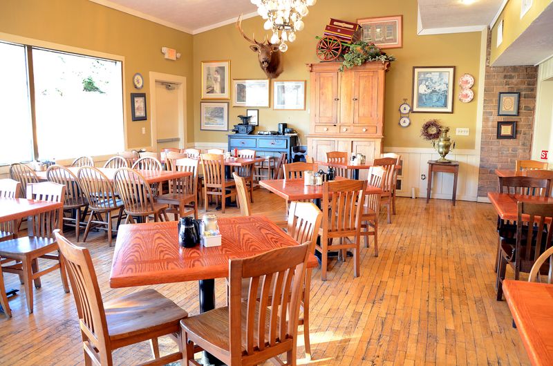 Kathy's, Staunton
