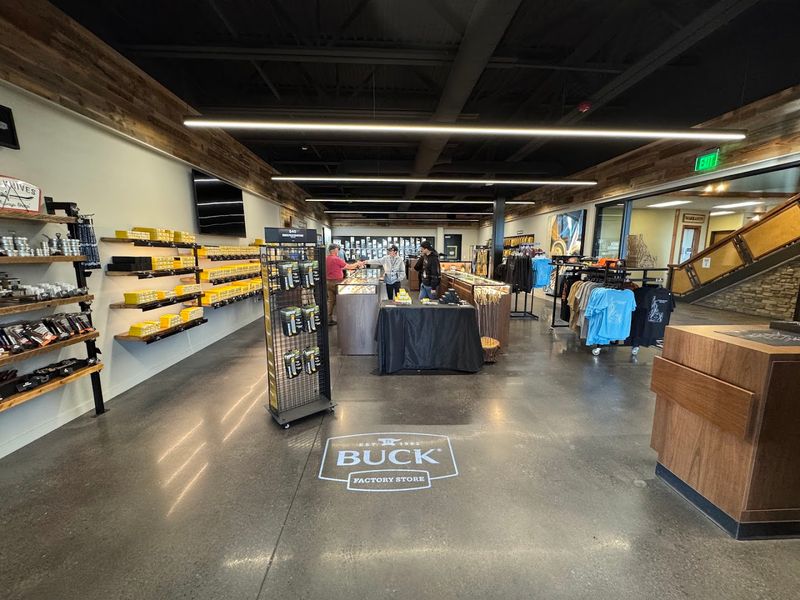 Watch Raw Steel Turn Into Buck Knives In Post Falls