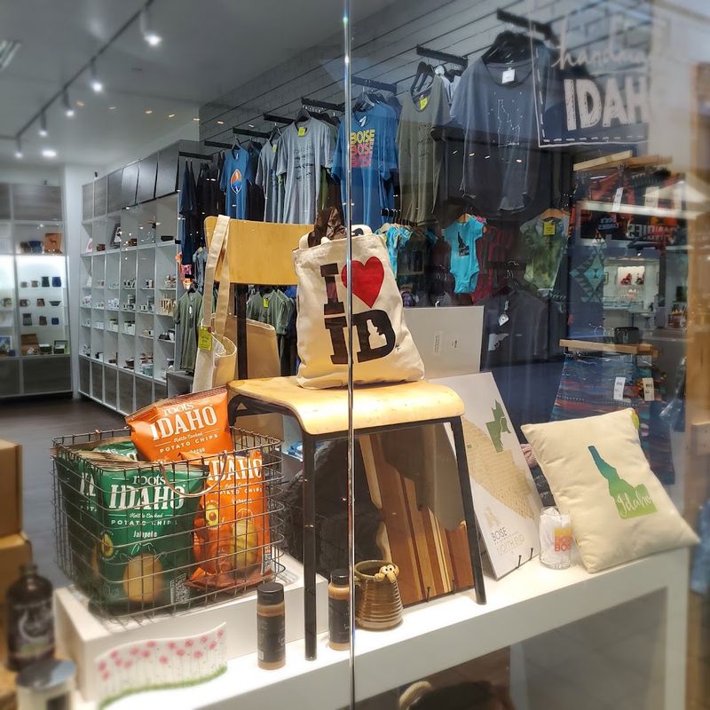 This Idaho Gift Shop Is Packed With One-Of-A-Kind Treasures You Will Not Find At Ordinary Mall Stores - Decor Hint Find A Gift That Is Actually Meaningful