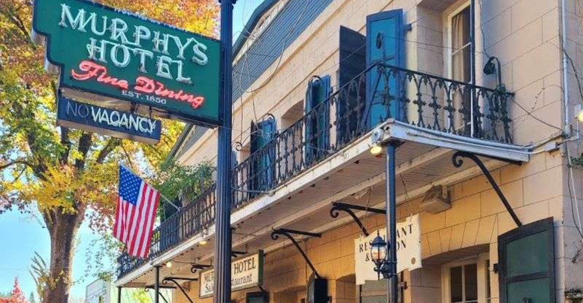 This California Gold Rush Town Has An 1856 Hotel Saloon That Feels Straight Out Of Stagecoach Days - Decor Hint