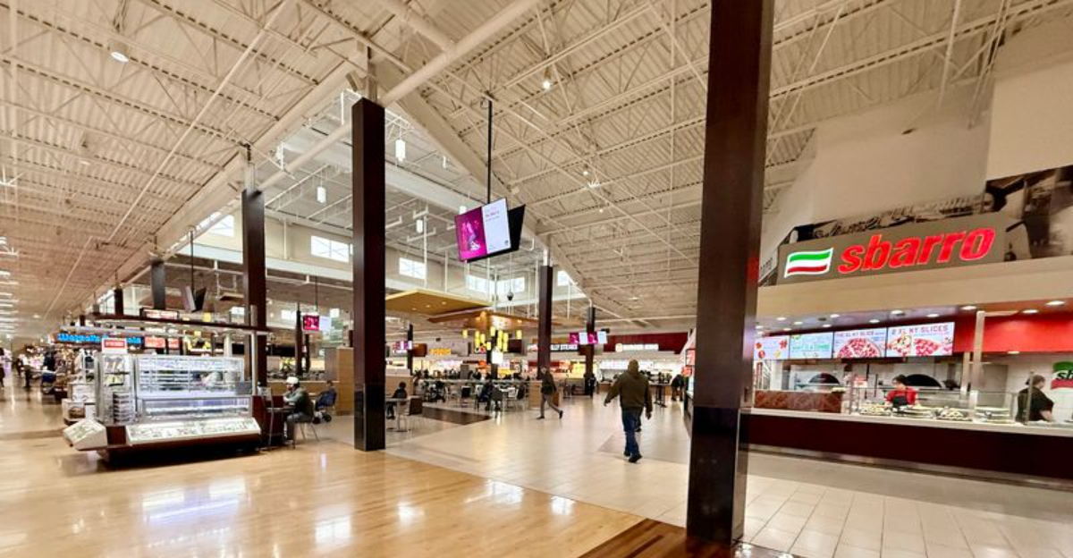 This California Mega Mall Packs Outlet Shopping And All Day Fun Into One Giant Loop - Decor Hint