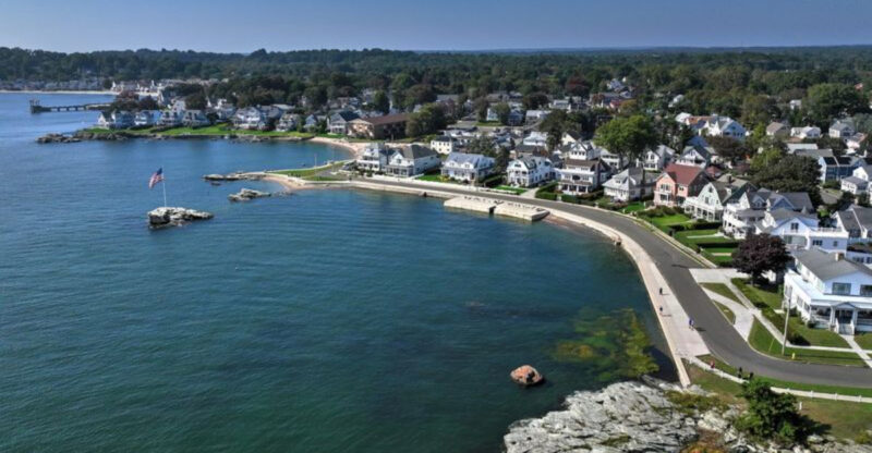 This Connecticut Coastal Town Is Slowly Becoming A Favorite For People Who Hate Crowds