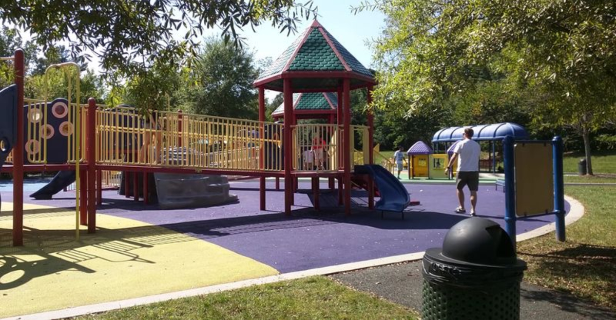 This Giant Playground In Virginia Is Almost Too Big To Believe - Decor Hint