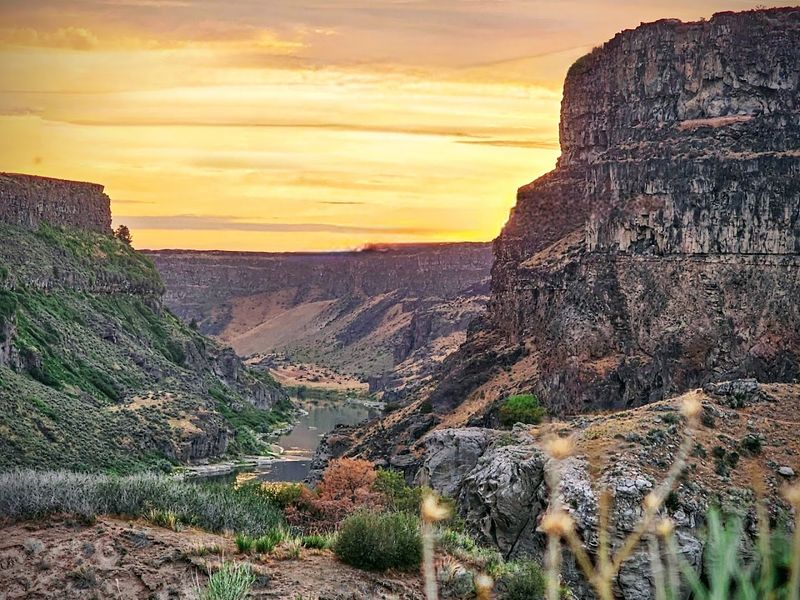 This Idaho Road Trip Feels Like A Fairytale With Waterfalls, Castle Rocks, And Hot Springs - Decor Hint Twin Falls Starts The Trip With Canyon-Sized Drama