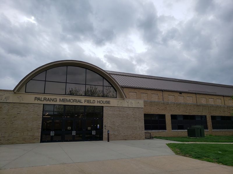 This Nebraska Attraction Holds The World's Largest Ball Of Stamps - Decor Hint The World Record That Started With A Stamp