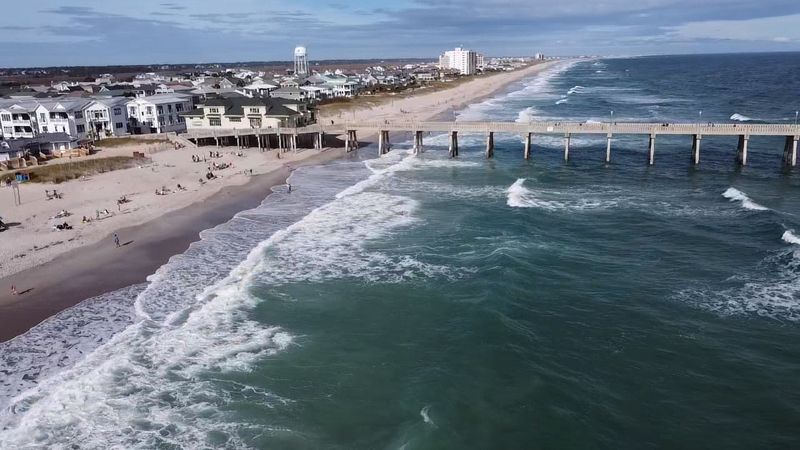 This North Carolina Beach Town Has Surfing, A Mystery Mailbox, And Fewer Crowds Than Expected - Decor Hint Catch Consistent Waves At One Of The State's Best-Known Surf Beaches