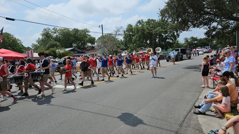 Arrive Early Before The Parade Takes Over Downtown