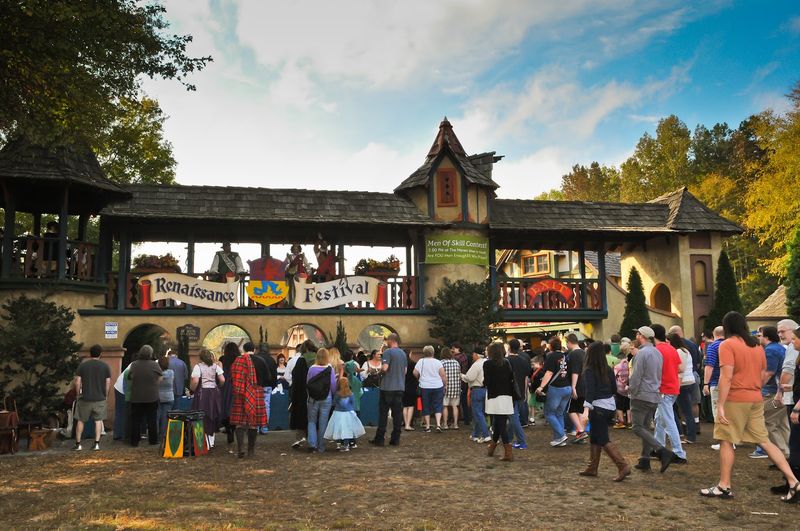 This North Carolina Renaissance Festival Has Towering Castles, Live Jousting And An Entire Fairytale Village - Decor Hint Step Through The Castle Gates Into A 16th-Century Village