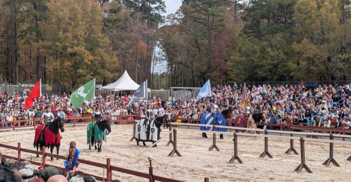 This North Carolina Renaissance Festival Has Towering Castles Live Jousting And An Entire Fairytale Village - Decor Hint