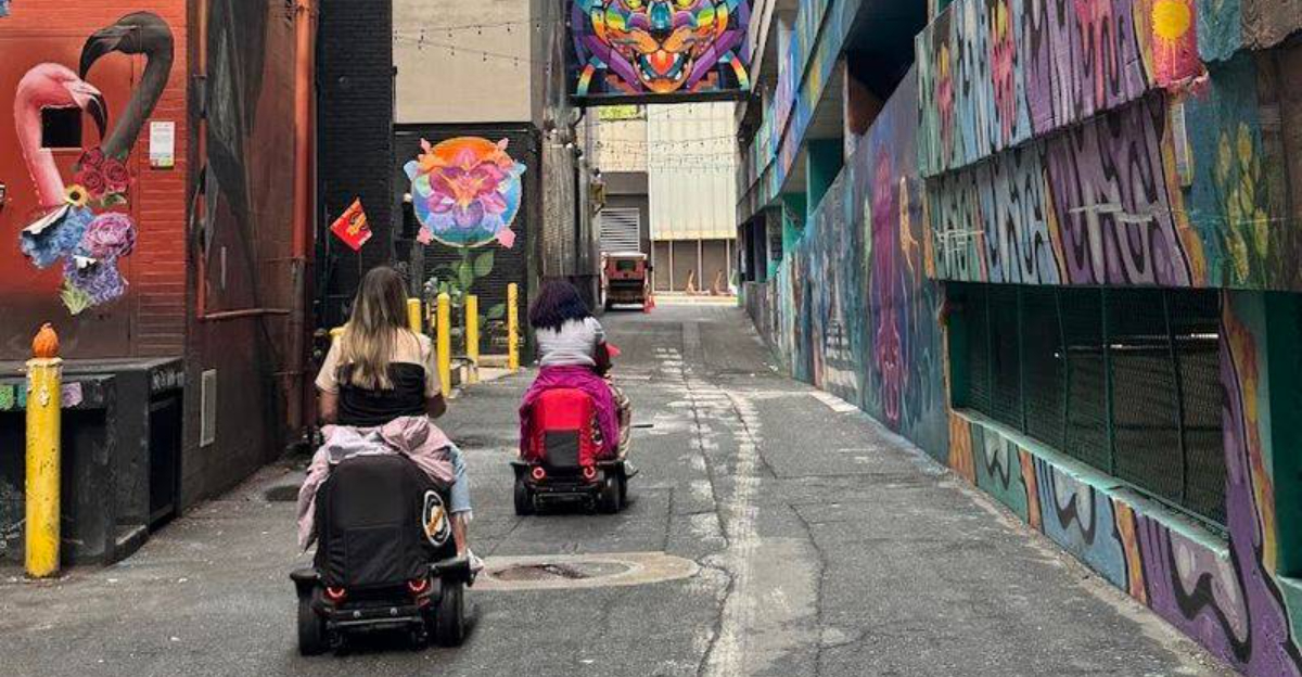 This North Carolina Tour Lets You Glide Through Uptown On Segways And Giant Motorized Stuffed Animals - Decor Hint