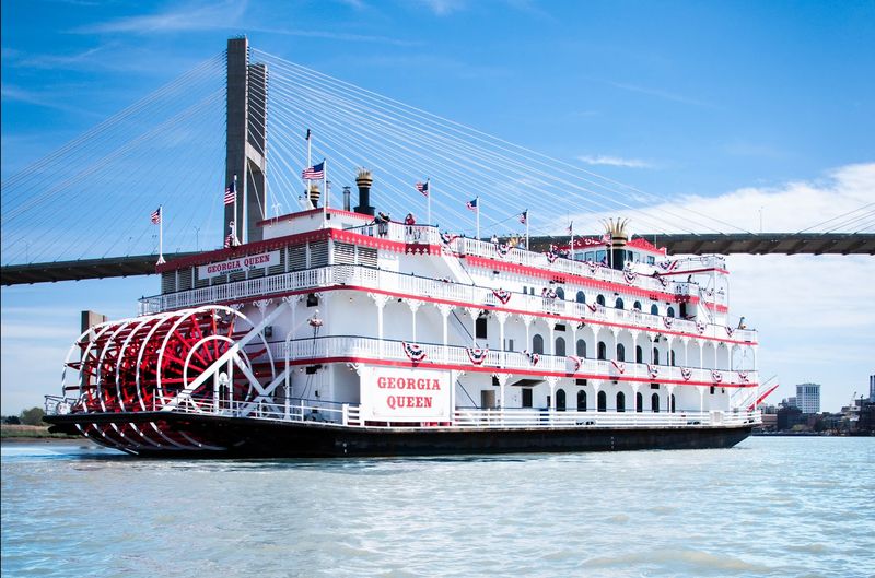 This Peaceful Georgia River Cruise Is The Relaxing Surprise Hiding In Plain Sight - Decor Hint The Paddlewheel Boats That Turn Back Time