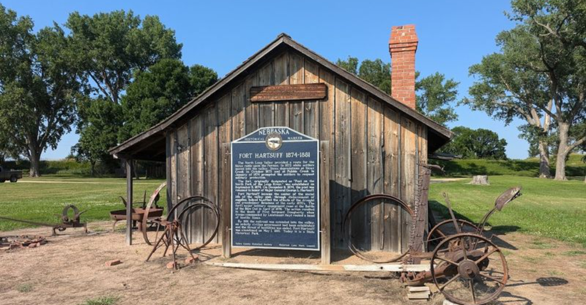 This Remarkably Preserved Nebraska Prairie Fort Lets Visitors Walk Straight Into The 1870s - Decor Hint