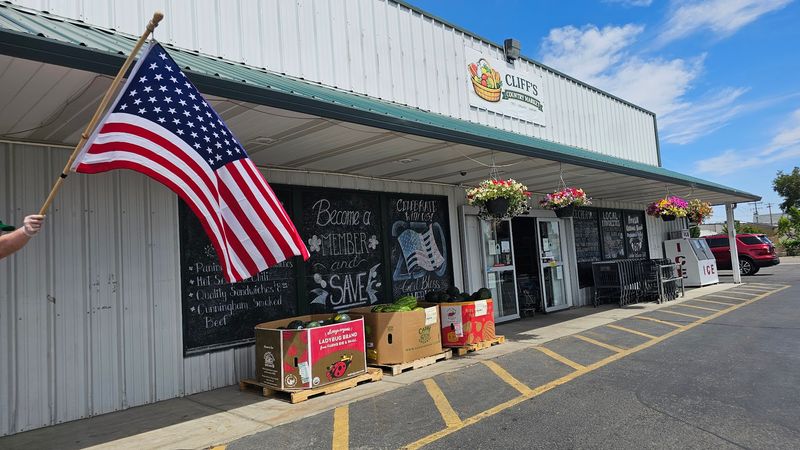 A Small Market Deli Makes Lunch Feel Like A Find