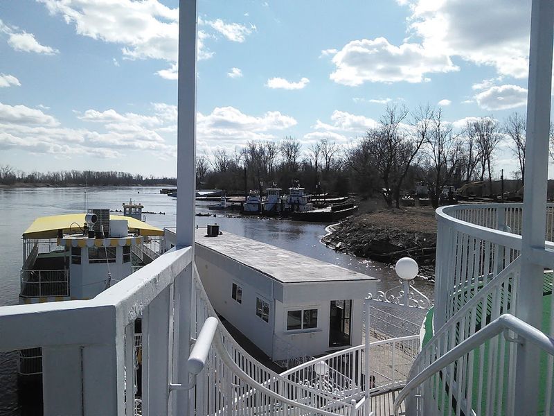 A Missouri River Town With Real Roots