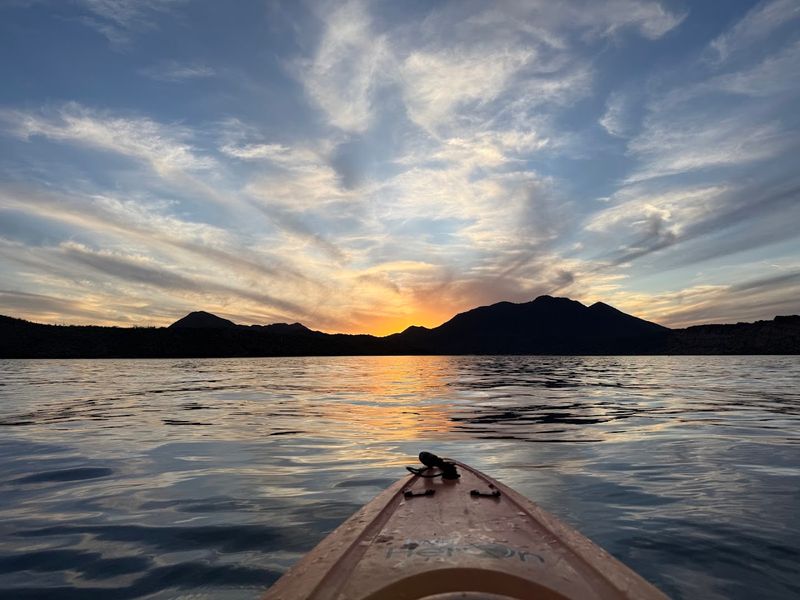 You Need To Experience This Arizona Nighttime Paddle At Least Once - Decor Hint Why This Experience Stays With You