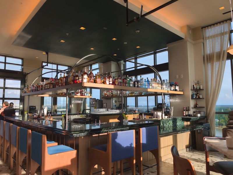 The Complete Guide To Georgia's 15 Most Scenic Restaurants Worth Visiting This July - Decor Hint Bar Julian