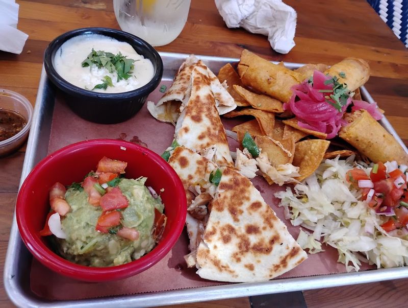 10 Mom-And-Pop Mexican Restaurants In Kentucky You Need To Try This Year - Decor Hint La Taquiza Taqueria, Lexington