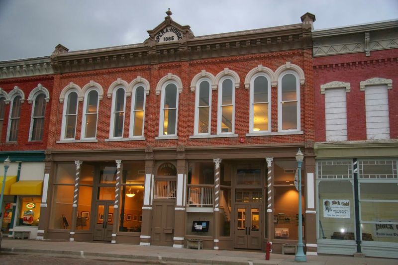 This Storybook Nebraska Town Is Made For A Peaceful, Slow-Paced Escape - Decor Hint See A Performance At The Red Cloud Opera House
