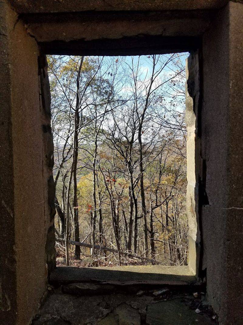 Regicides Trail At West Rock Ridge State Park, Hamden