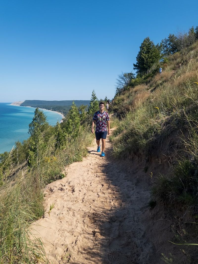Empire Bluff Trail